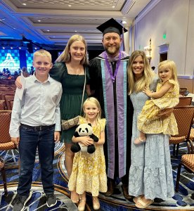 Dr Braunlin Graduation with family